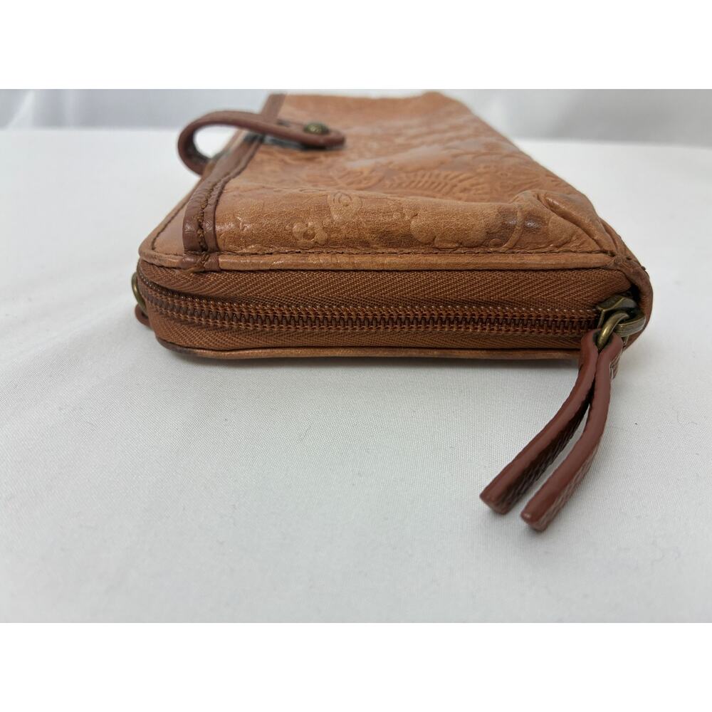 The Sak Iris Leather Wallet Camel Floral Embossed Smart Phone Missing Strap - Picture 8 of 9